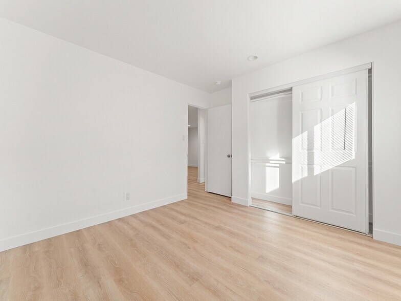 More Photos Of 308 S Laurel St, Santa Ana Apartments For Sale