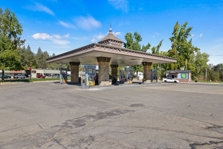 More Photos Of 4535 Missouri Flat Rd, Placerville Office For Sale