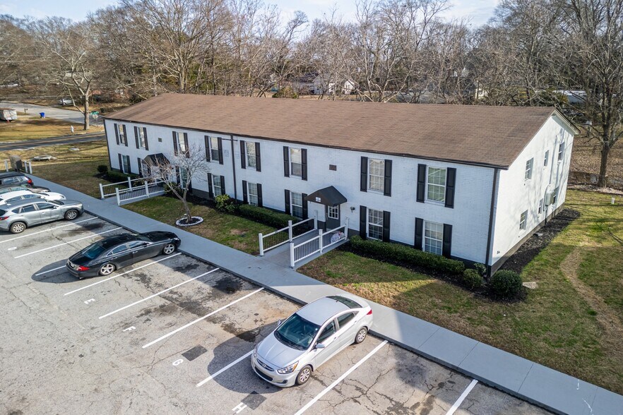 More Photos Of 1204-1216 Lakeview Dr NW, Conyers Multifamily For Sale