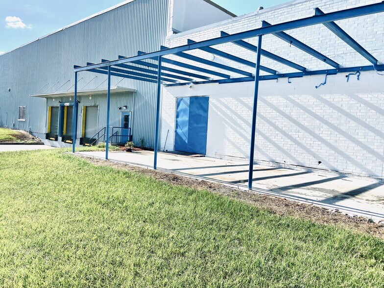 More Photos Of 601-605 Old Wilmington Rd, Wallace Unknown For Lease