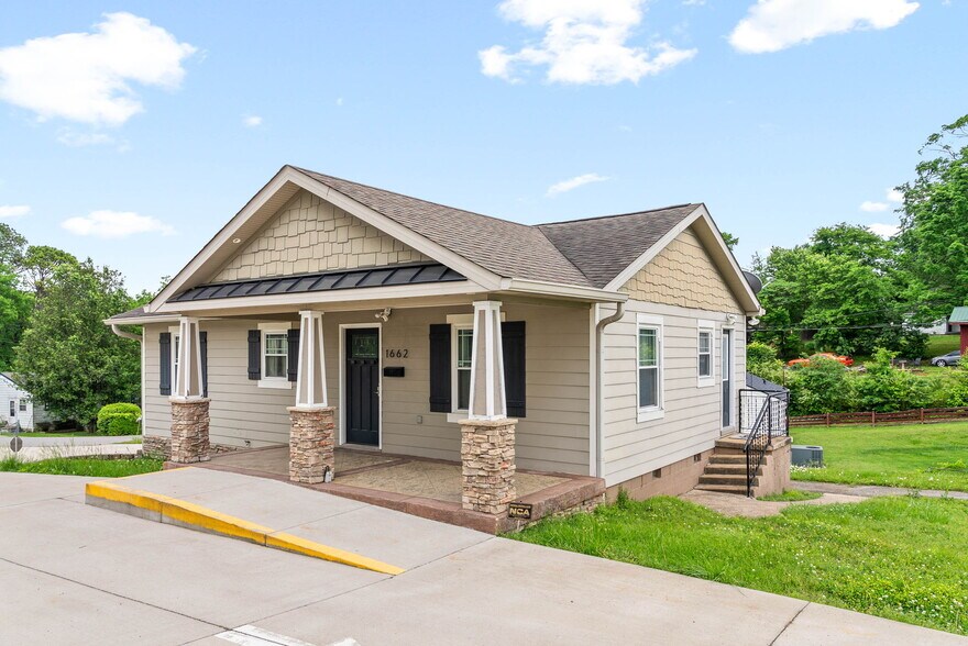 Primary Photo Of 1662 Golf Club Ln, Clarksville Office For Sale