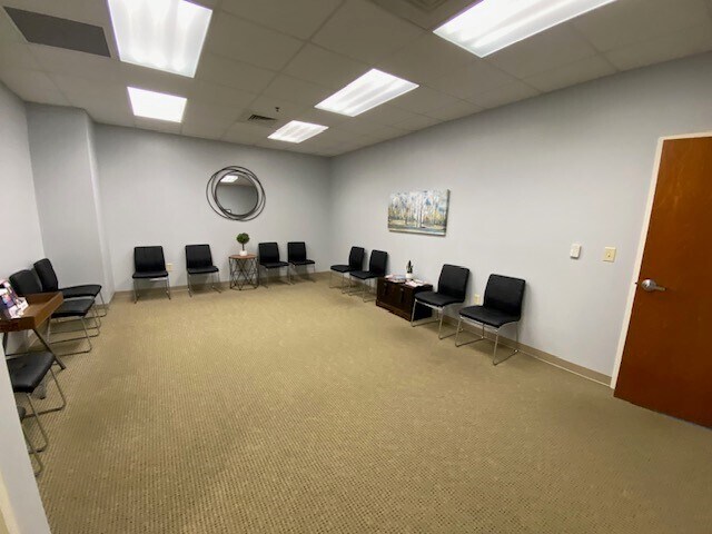 More Photos Of 3754 Highway 90, Pace Medical For Lease