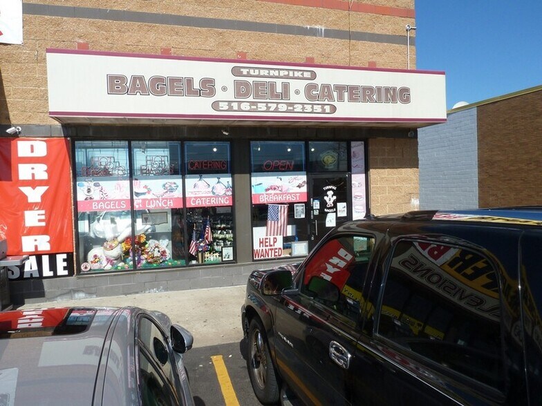 More Photos Of 3171 Hempstead Tpke, Levittown General Retail For Lease