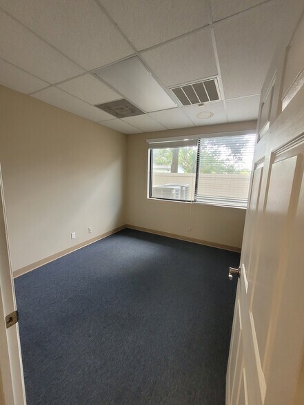 More Photos Of 2810 St Isabel St, Tampa Medical For Lease