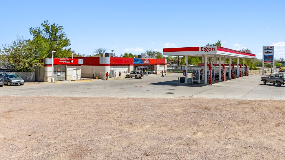 More Photos Of 921 E Main St, Florence General Retail For Sale