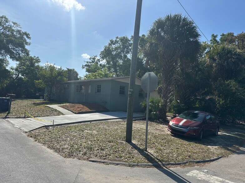 Primary Photo Of 1203 E Annie St, Tampa Multifamily For Sale
