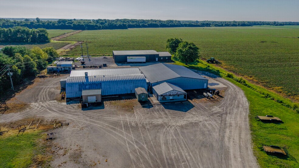 More Photos Of 2946 State Highway V, Matthews Warehouse For Sale