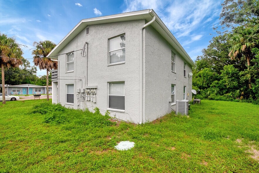 More Photos Of 2203-2207 Irene St, Lutz Apartments For Sale