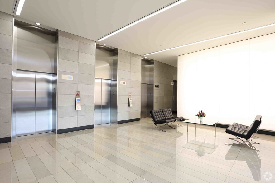 More Photos Of 7550 Wisconsin Ave, Bethesda Office For Lease