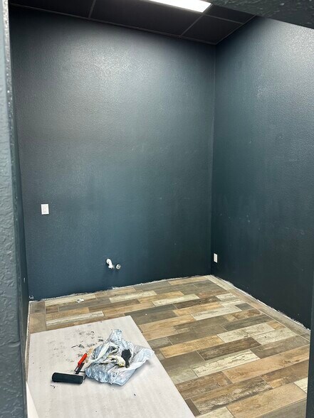 More Photos Of 2800 North Gate Blvd, Colorado Springs Freestanding For Lease
