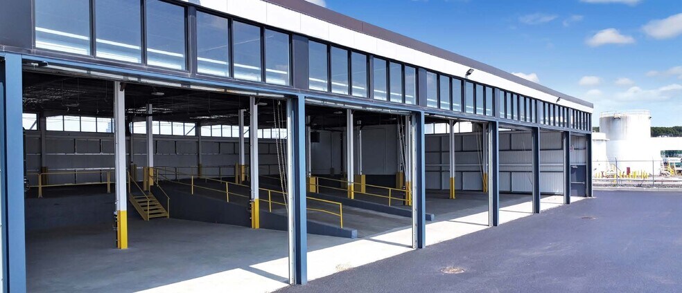 More Photos Of 360 Kingsland Ave, Brooklyn Land For Lease