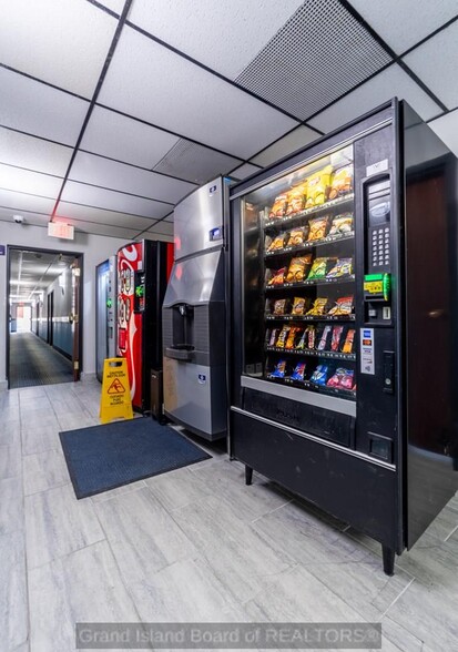 More Photos Of 2620 N Diers Ave, Grand Island Hotel For Sale