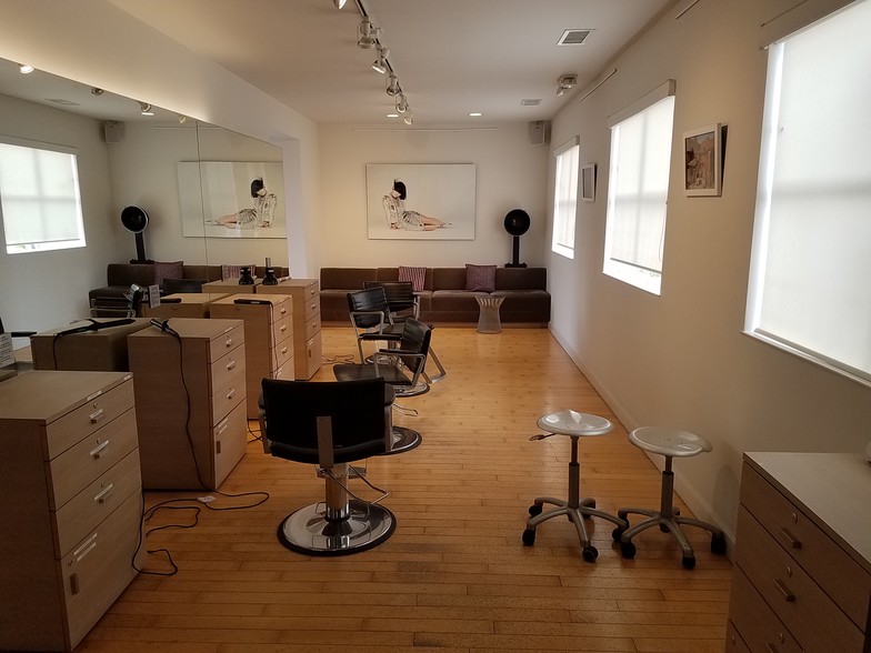 More Photos Of 1919 Mount Diablo Blvd, Walnut Creek Freestanding For Lease