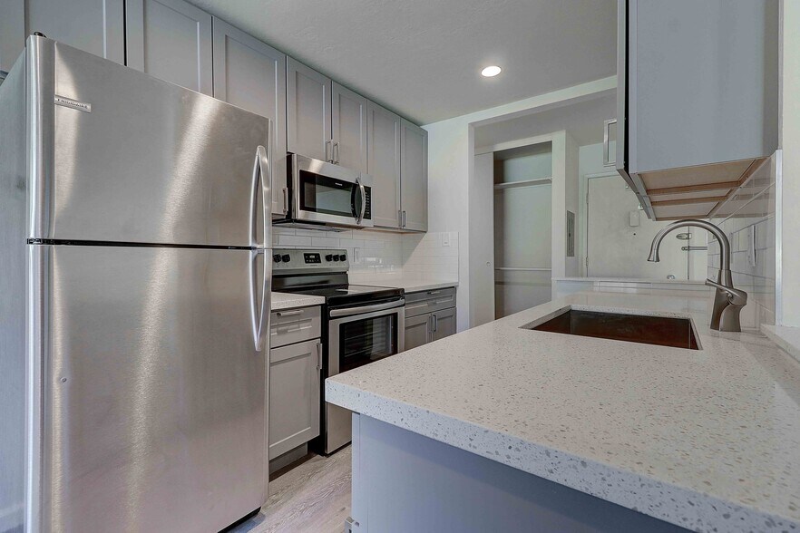 More Photos Of 630 Masonic Way, Belmont Apartments For Sale