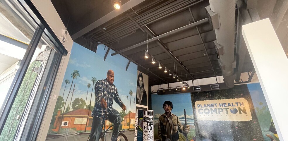 More Photos Of 546 W Compton Blvd, Compton Restaurant For Sale