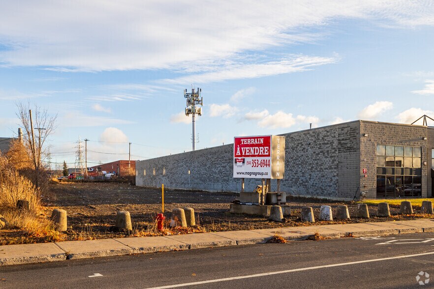More Photos Of Boul Maurice-Duplessis, Montréal Land For Sale