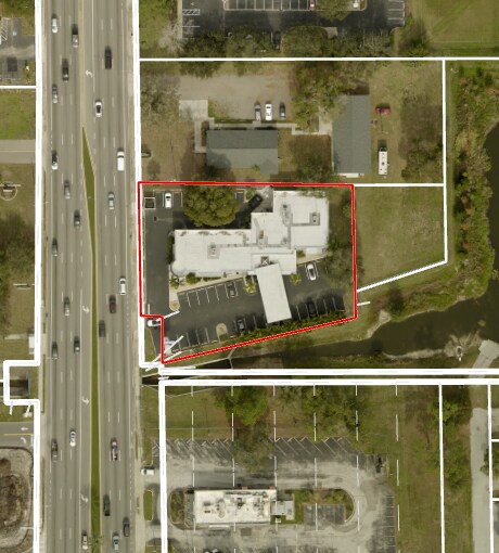 Primary Photo Of 7641 66th St N, Pinellas Park Medical For Sale