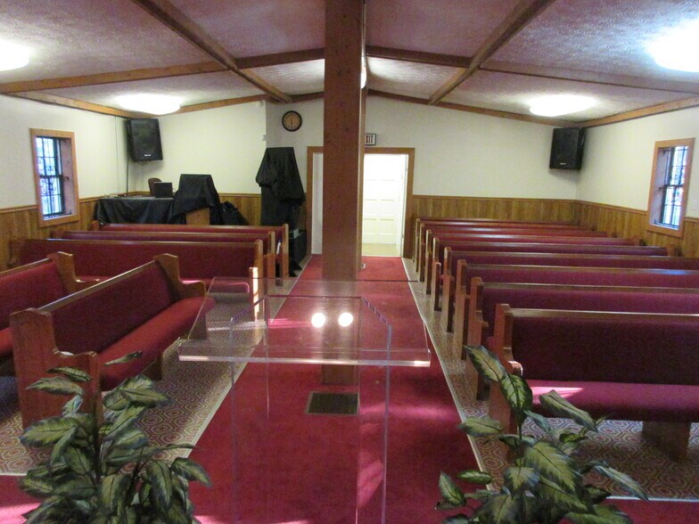 More Photos Of 2639 Morris St, Atlanta Religious Facility For Sale