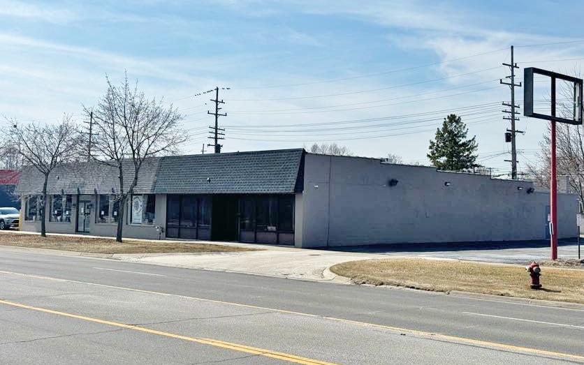 More Photos Of 29635 Harper Ave, Saint Clair Shores Serviced Offices For Lease