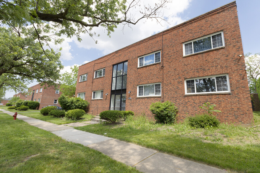 Primary Photo Of 5201 Warrensville Center Rd, Maple Heights Apartments For Sale