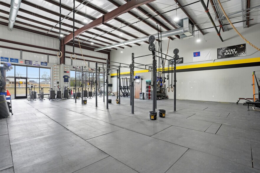 More Photos Of 2251 88 hwy, Claremore Storefront For Sale