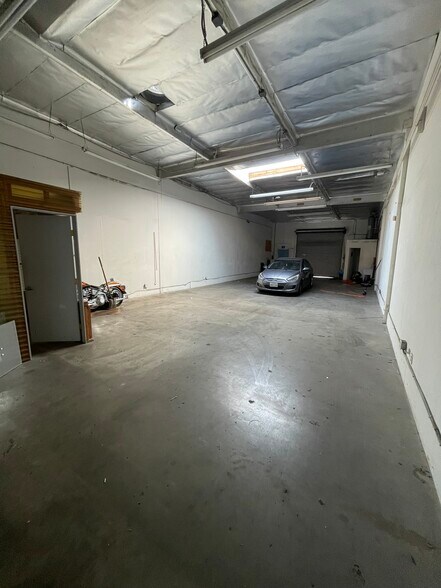More Photos Of 3270-3294 Cherry, Long Beach Warehouse For Lease