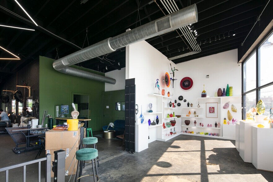 More Photos Of 243 Walton Ave, Lexington Office For Lease
