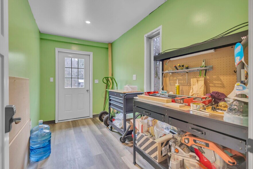 More Photos Of 106 Carr St, Nicholson Assisted Living For Sale