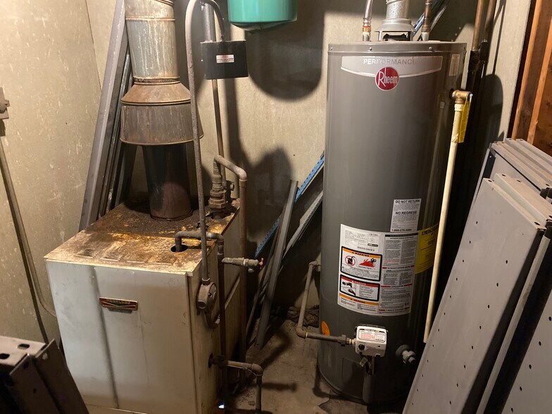 More Photos Of 840 Cayuga Creek Rd, Buffalo Auto Repair For Sale