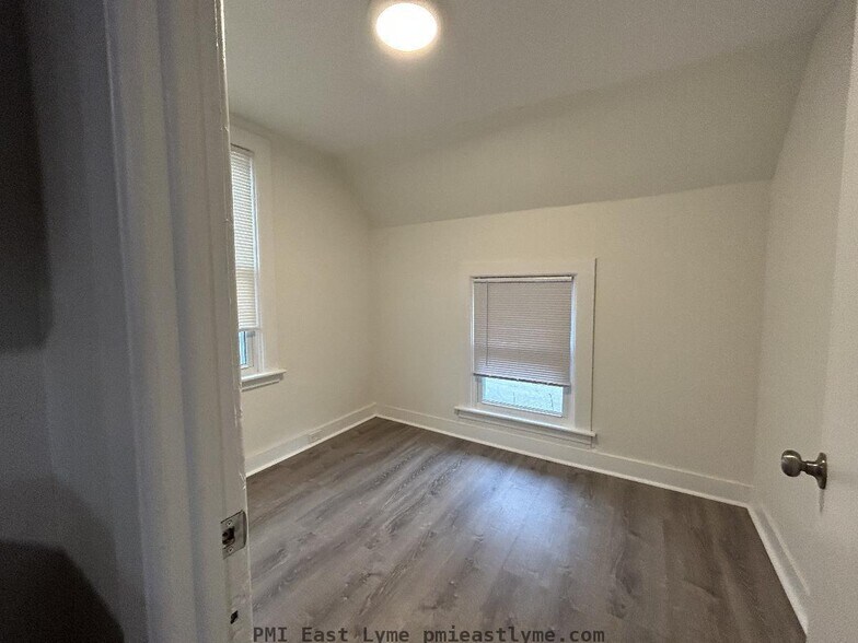 More Photos Of 50 School St, Groton Apartments For Sale