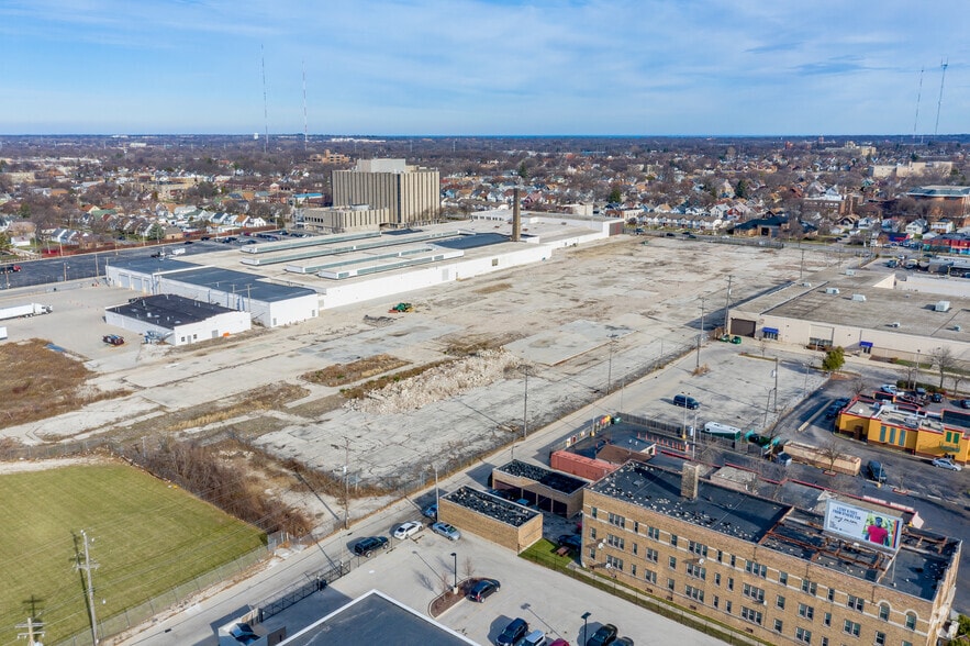 More Photos Of 4041-4051 N 27th St, Milwaukee Land For Lease