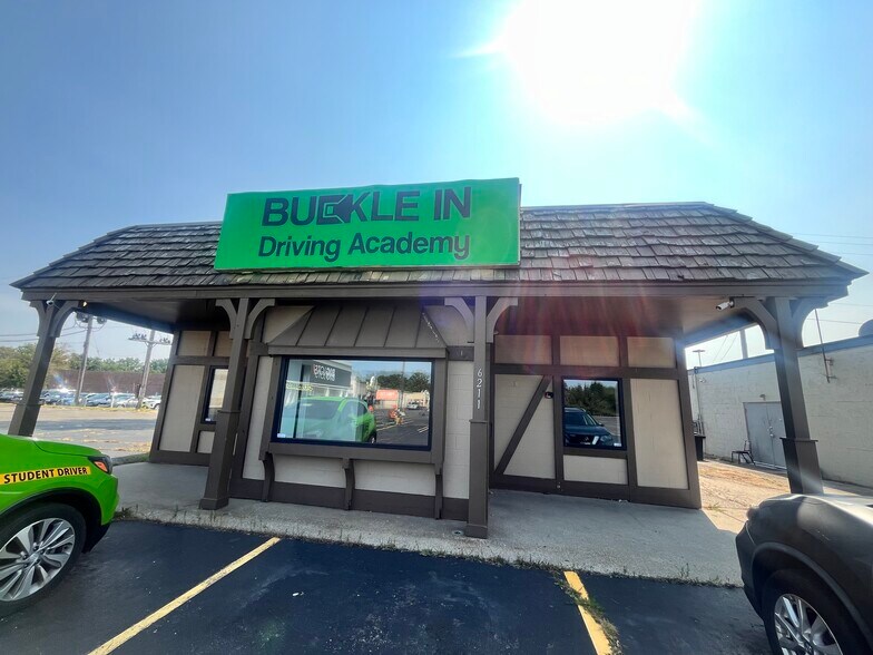 More Photos Of 6211 S Westnedge Ave, Portage Freestanding For Lease