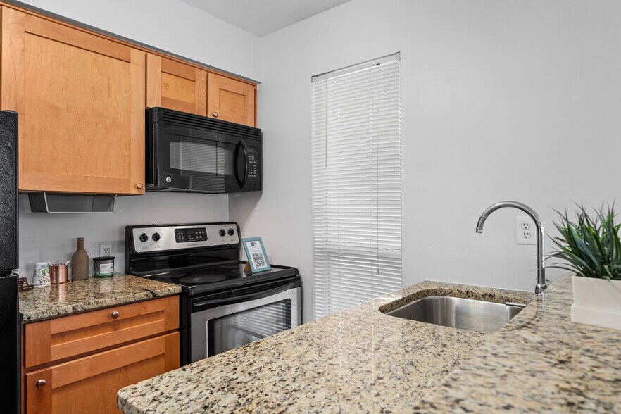 More Photos Of 2526 Durwood St, Austin Apartments For Sale