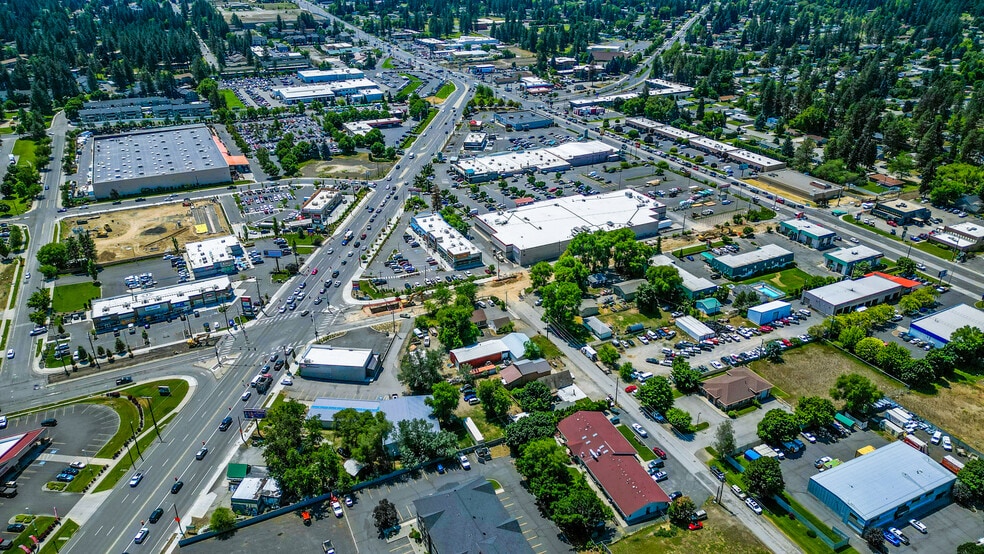 More Photos Of 9629 N Colfax Rd, Spokane Office For Sale