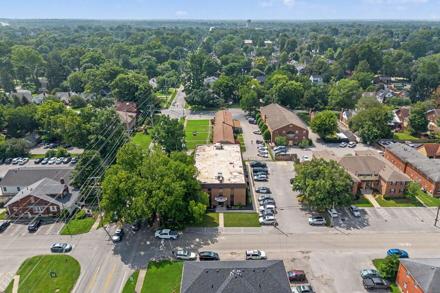 More Photos Of 214 Breckenridge Ln, Louisville Office Residential For Sale