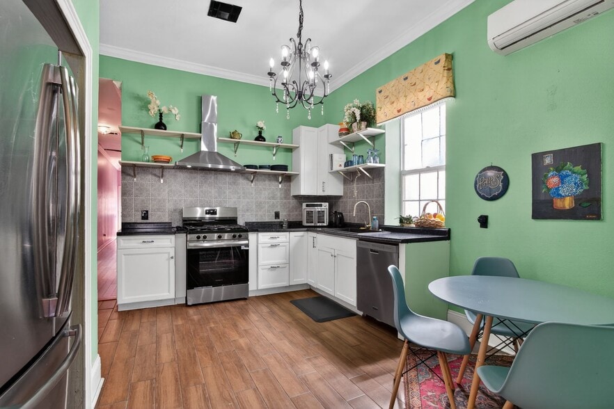 More Photos Of 834 Josephine St, New Orleans Apartments For Sale