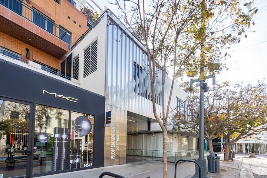 More Photos Of 1451-1457 3rd Street Promenade, Santa Monica Loft Creative Space For Lease