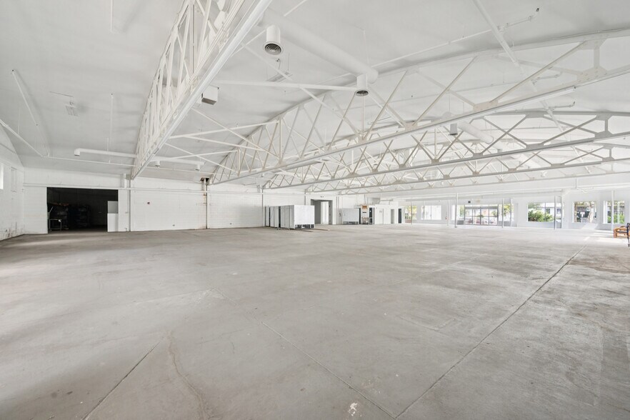 More Photos Of 235-239 W Landis Ave, Vineland Freestanding For Sale