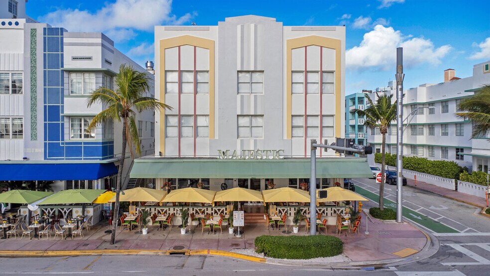 More Photos Of 660 Ocean Dr, Miami Beach Hotel For Sale