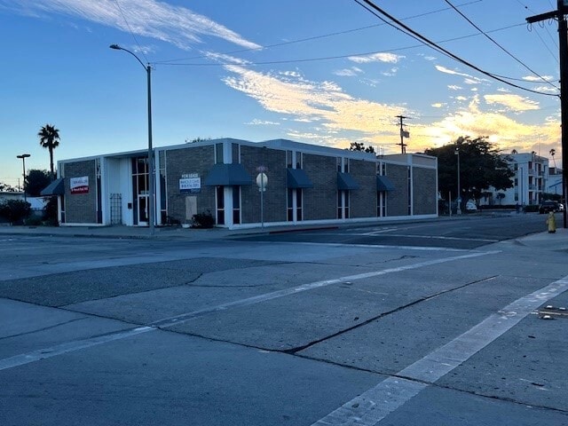 More Photos Of 905 S A St, Oxnard Medical For Lease