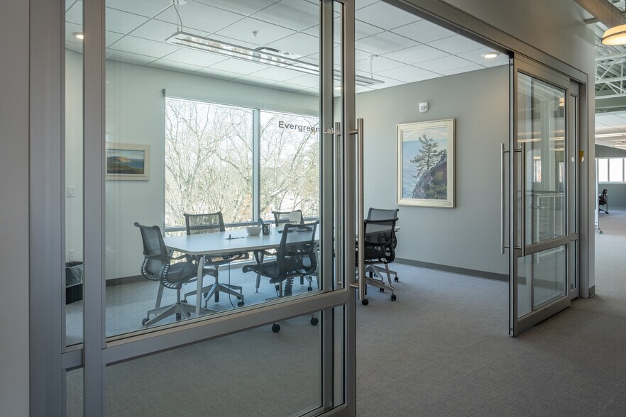 More Photos Of 3280 Evergreen Dr NE, Grand Rapids Medical For Sale