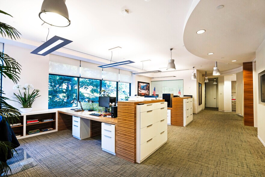 More Photos Of 23 Brookline, Aliso Viejo Warehouse For Sale