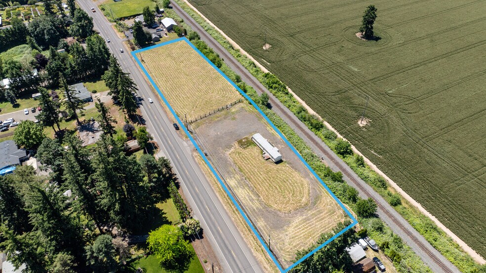More Photos Of 18767 Highway 99 E, Hubbard Land For Sale