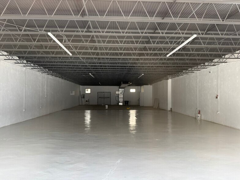 More Photos Of 202-204 N Arendell Ave, Zebulon Storefront For Lease