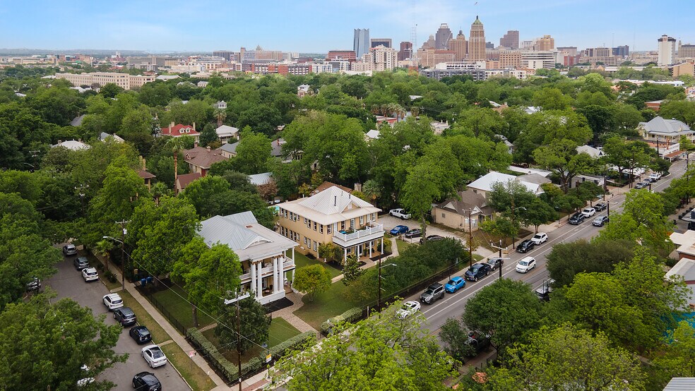 Primary Photo Of 1037 S Alamo St, San Antonio Hospitality For Sale