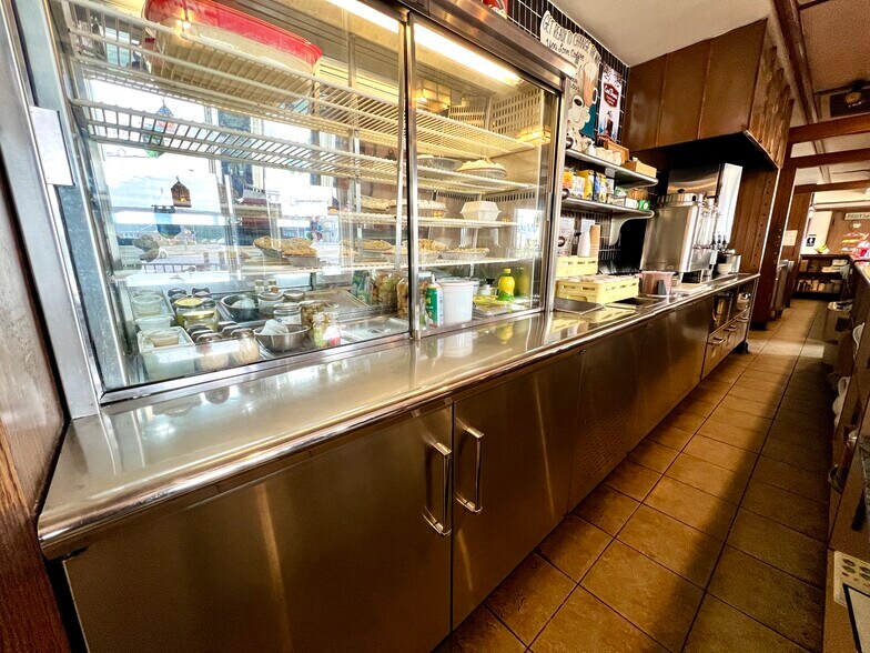 More Photos Of 189 Claremont Ave, Tamaqua Restaurant For Sale