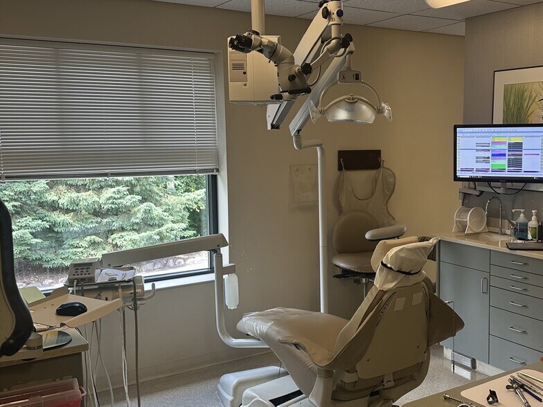 More Photos Of 3401 N Highway 169, Plymouth Medical For Sale