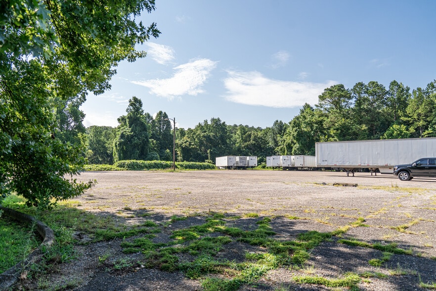 More Photos Of 2580 Highway 46, Heflin Warehouse For Sale