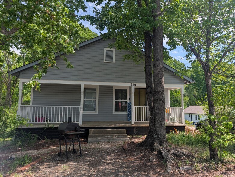 More Photos Of 208 Basin Ave, Kannapolis Multifamily For Sale