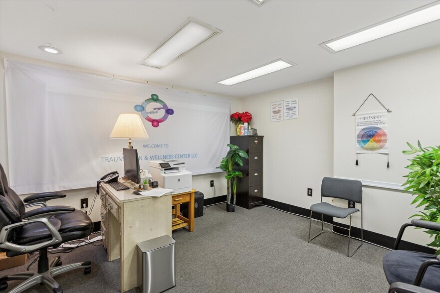 More Photos Of 119 S Easton Rd, Glenside Office For Sale